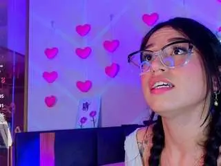 Madyjackson  live sex cam