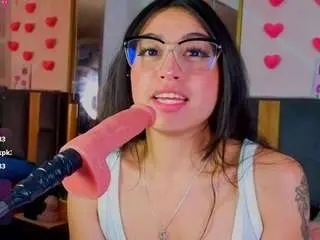 Madyjackson  live sex cam