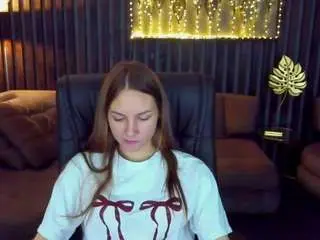 Milaaaddam  live sex cam