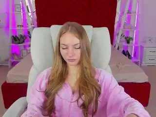 Milaaaddam  live sex cam