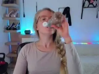 Nancystar  live sex cam