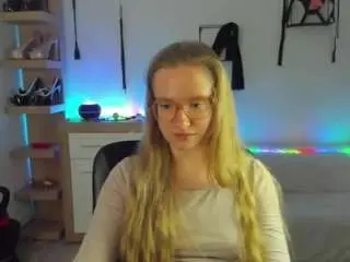 Nancystar  live sex cam