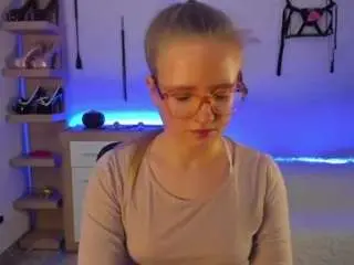 Nancystar  live sex cam