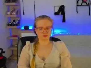 Nancystar  live sex cam