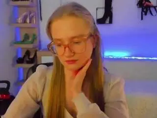 Nancystar  live sex cam