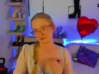 Nancystar  live sex cam