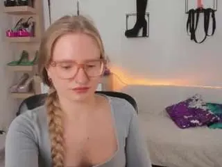 Nancystar  live sex cam