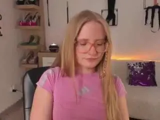 Nancystar  live sex cam