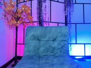 Violet-secret  live sex cam