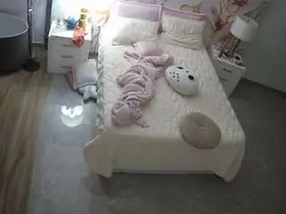 Voyeurcam-casa-salsa-bedroom-6  live sex cam