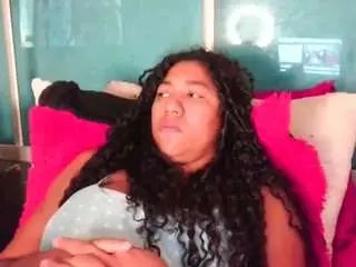 Bellacrepa  live sex cam