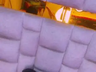 Bigassmonic  live sex cam