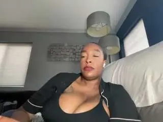 Goddesstialovely  live sex cam