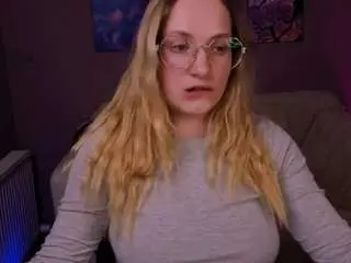 Regina-queen  live sex cam