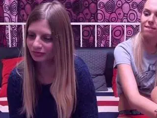 Blondedolls  live sex cam
