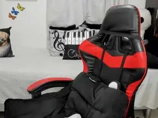 Lucy-007  live sex cam