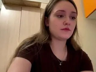 Trudieidleburg  live sex cam