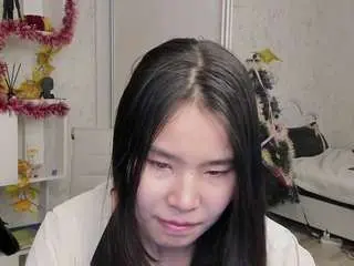 Amiya-cute  live sex cam