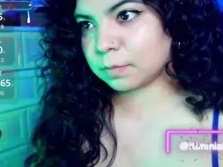 Kimmiakiss  live sex cam