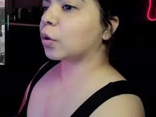 Kimmiakiss  live sex cam