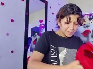 Raven-rouge  live sex cam