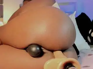 Summer-black  live sex cam