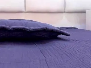 Lolatorress  live sex cam