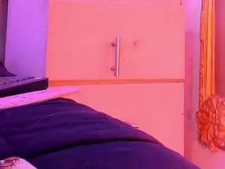 Lolatorress  live sex cam