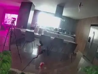 Voyeurcam-casa-salsa-fishtank  live sex cam