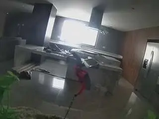 Voyeurcam-casa-salsa-fishtank  live sex cam