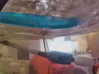 Voyeurcam-casa-salsa-fishtank  live sex cam