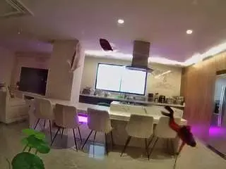 Voyeurcam-casa-salsa-fishtank  live sex cam