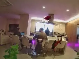 Voyeurcam-casa-salsa-fishtank  live sex cam