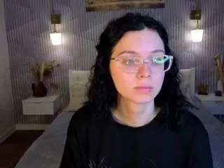Akikq-soma  live sex cam