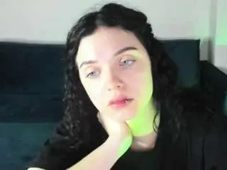 Akikq-soma  live sex cam