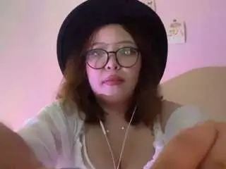 Caterinaliou  live sex cam