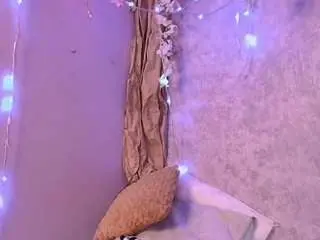 Cloeleee  live sex cam