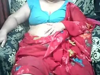 Indianbhabimilf40  live sex cam