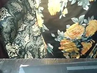 Indianbhabimilf40  live sex cam