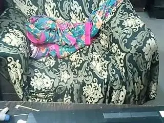 Indianbhabimilf40  live sex cam