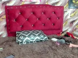 Karlahotks  live sex cam