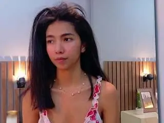 Luna-roja25  live sex cam