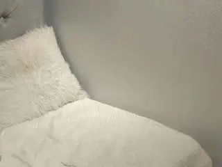 Moon-ebony  live sex cam