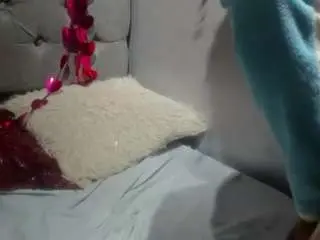 Moon-ebony  live sex cam