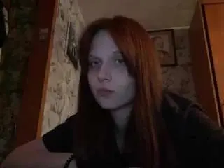 Phoeberandzin  live sex cam