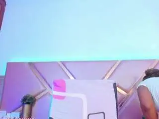 Sophiiesinclair  live sex cam