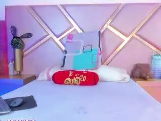 Sophiiesinclair  live sex cam