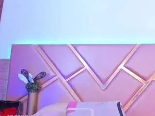 Sophiiesinclair  live sex cam