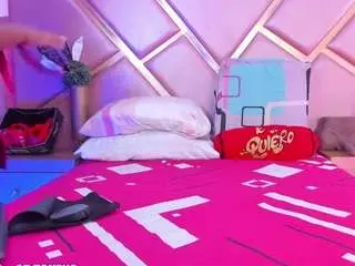 Sophiiesinclair  live sex cam
