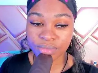Sophiiesinclair  live sex cam